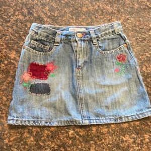 OshKosh Adorable Jean Skirt size 6x
